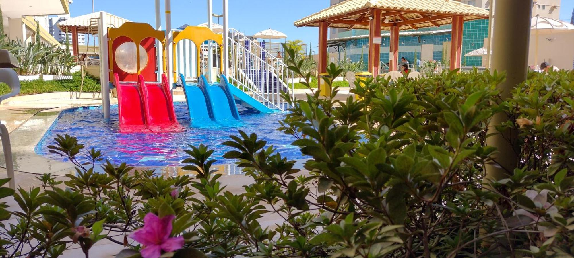 Resid. Prive Thermas 1 Com 7 Piscinas E Toboagua Acquaalegria Infantil - Localizado Prox. Walter Park