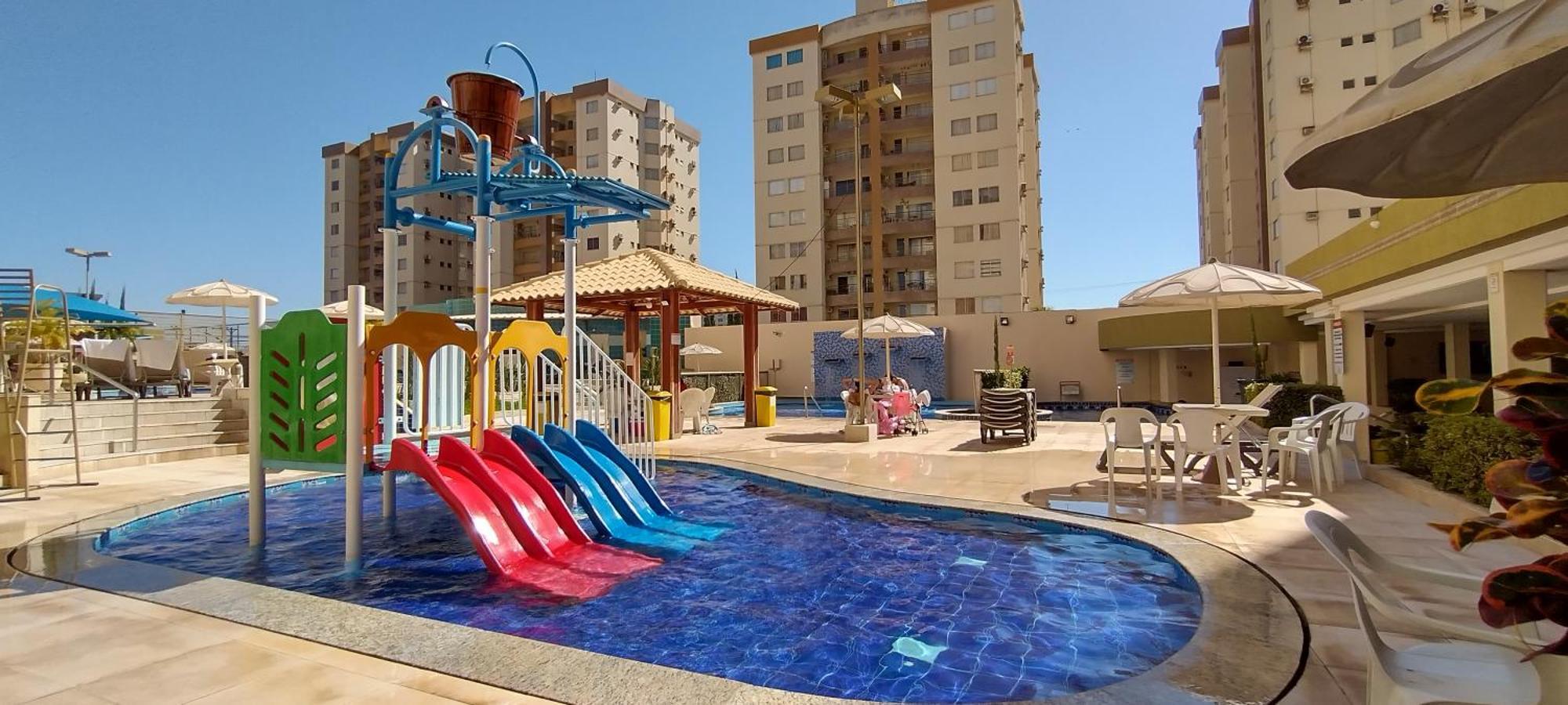 Resid. Prive Thermas 1 Com 7 Piscinas E Toboagua Acquaalegria Infantil - Localizado Prox. Walter Park Apartamento